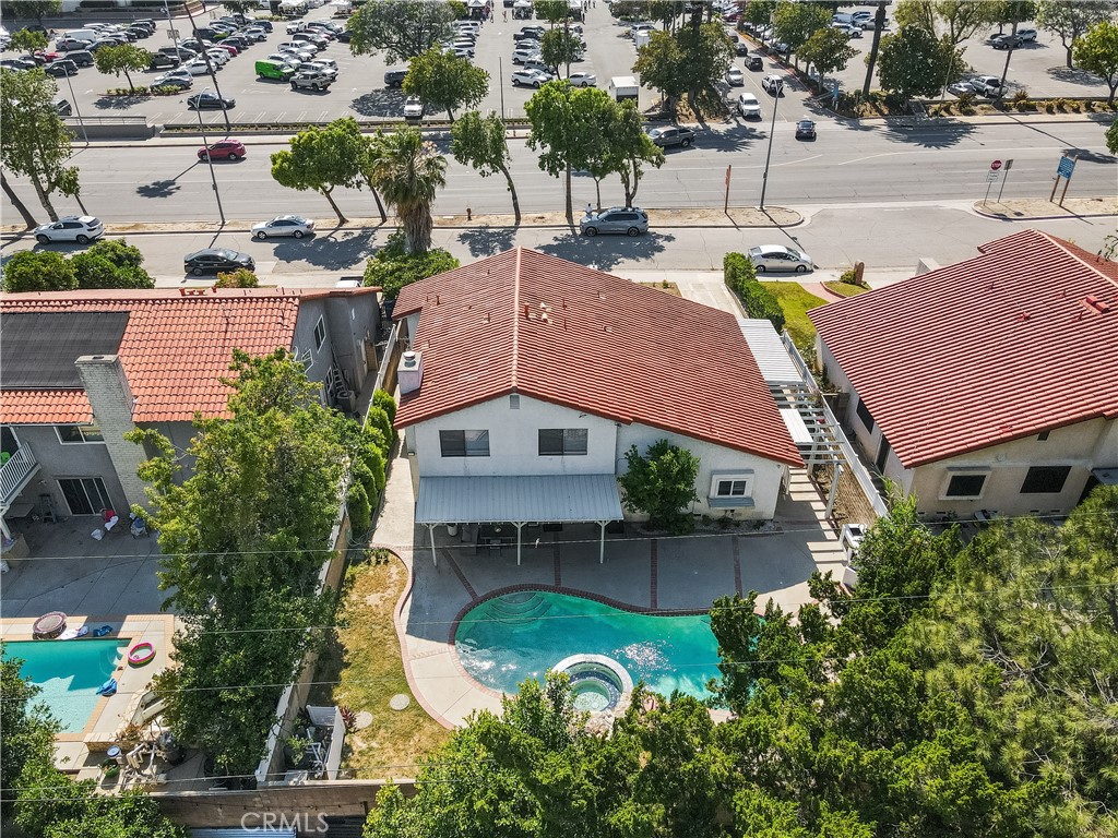 9350 Tampa Avenue Property Photo 53