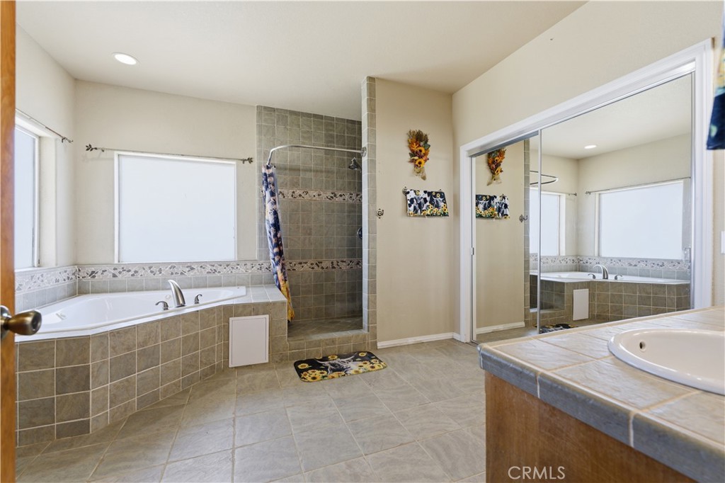8224 W Avenue D4 Property Photo 12