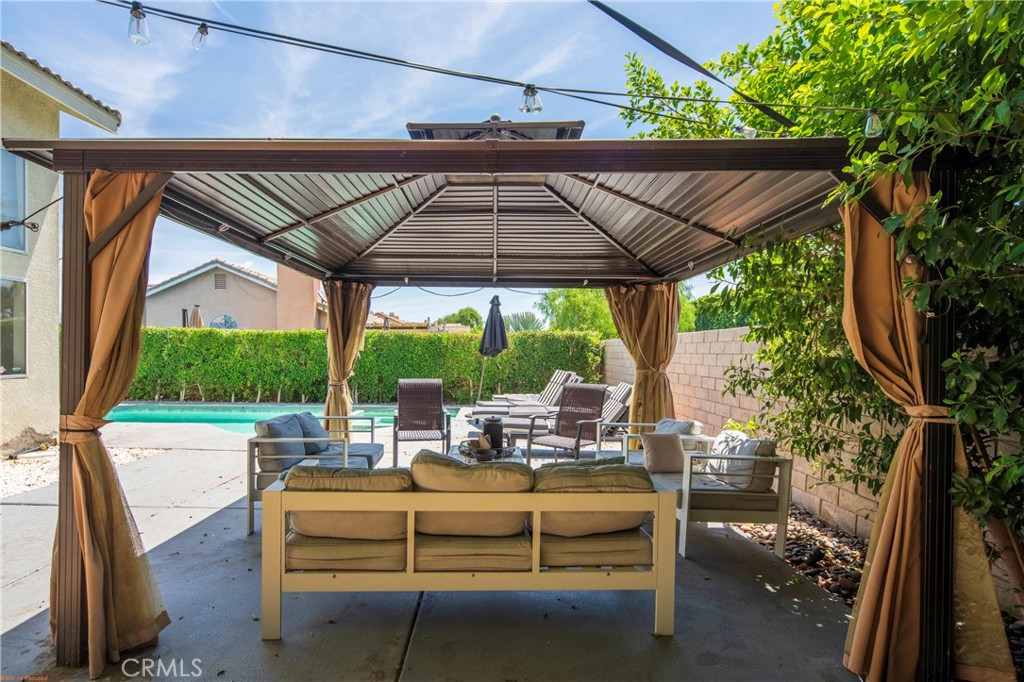 80623 Veranda Property Photo 29
