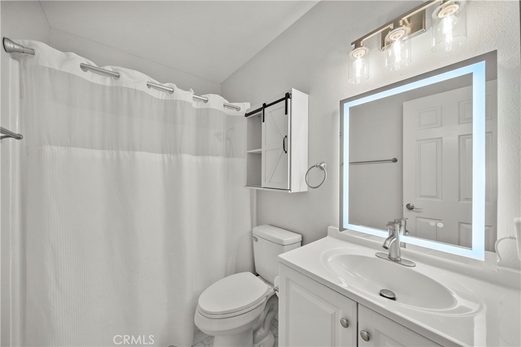 28347 Connie Court Property Photo 8