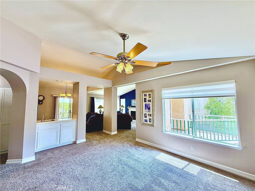 478 Shelburne Lane, Unit B Property Photo 4
