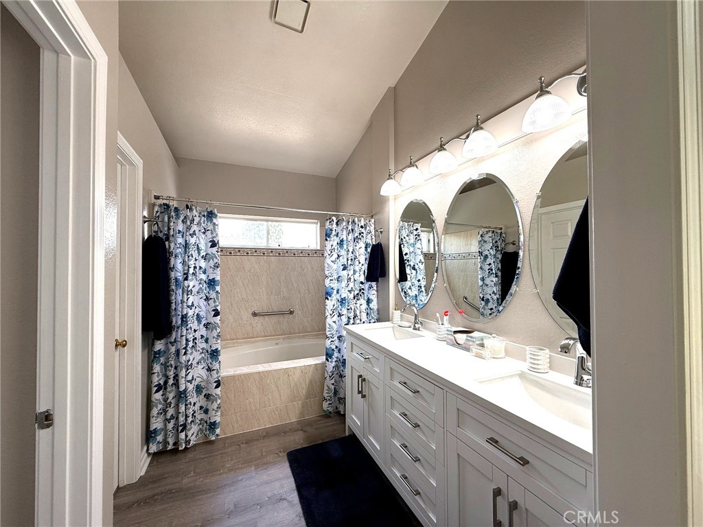 478 Shelburne Lane, Unit B Property Photo 11