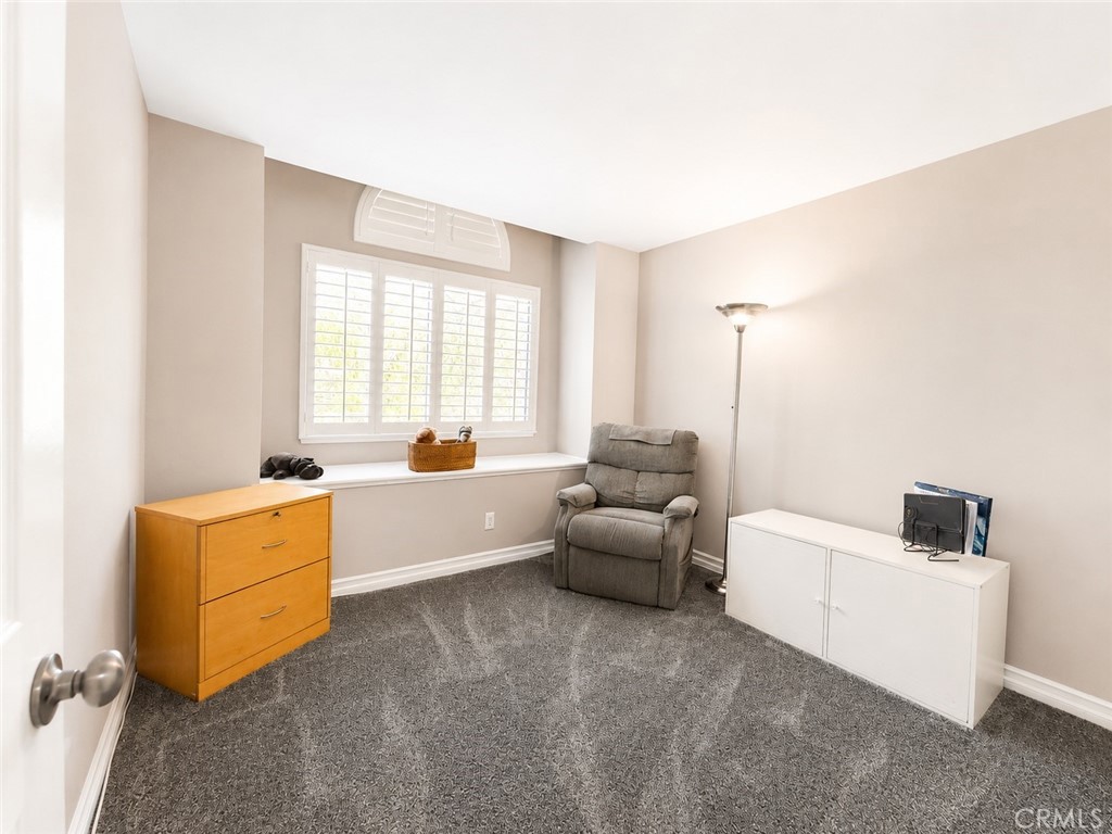 478 Shelburne Lane, Unit B Property Photo 14