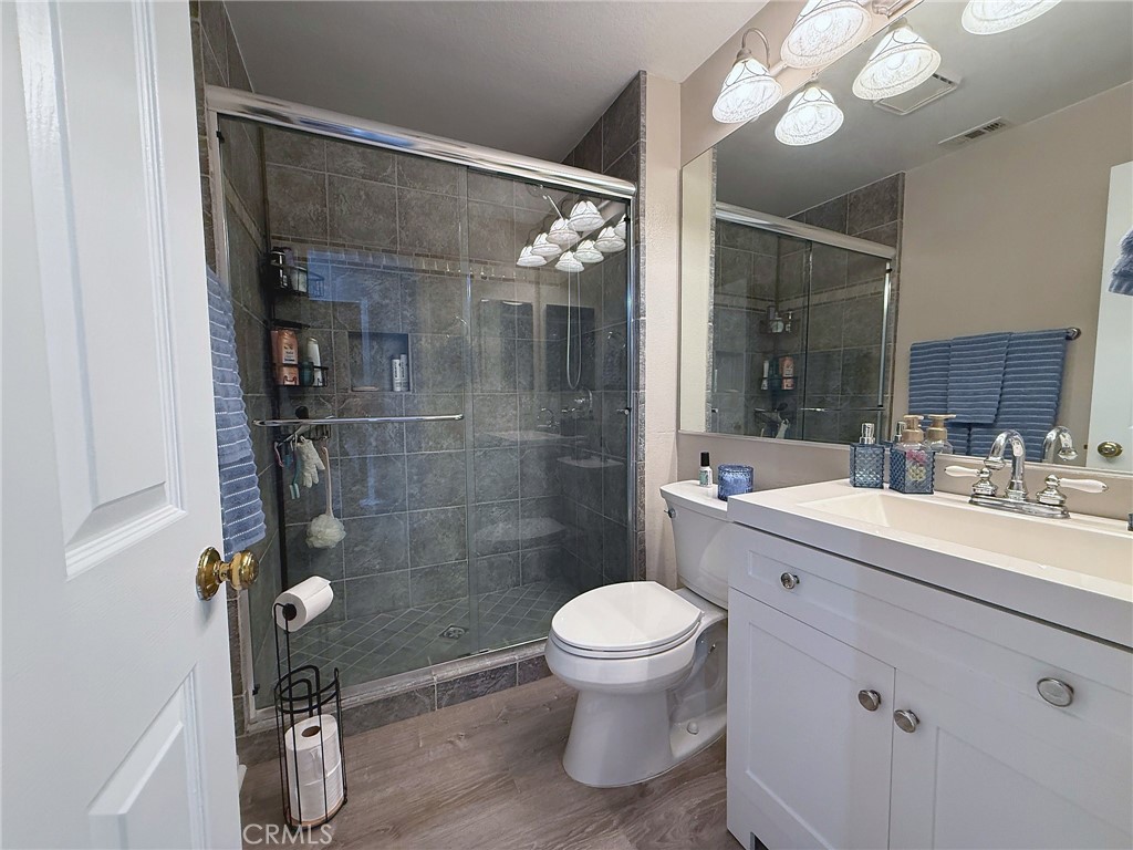 478 Shelburne Lane, Unit B Property Photo 15