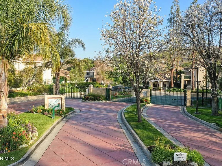 478 Shelburne Lane, Unit B Property Photo 18