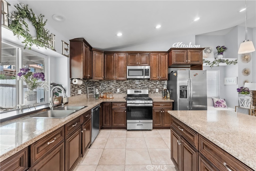 1304 Springline Drive Property Photo 12