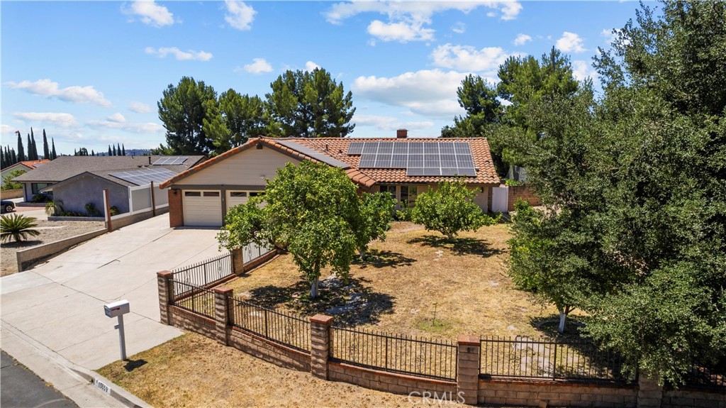 15559 Sorbonne Property Photo