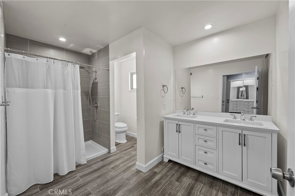 15559 Sorbonne Property Photo 20