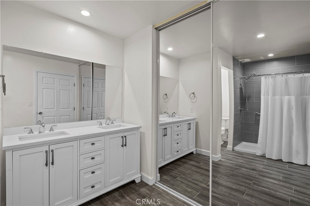 15559 Sorbonne Property Photo 22
