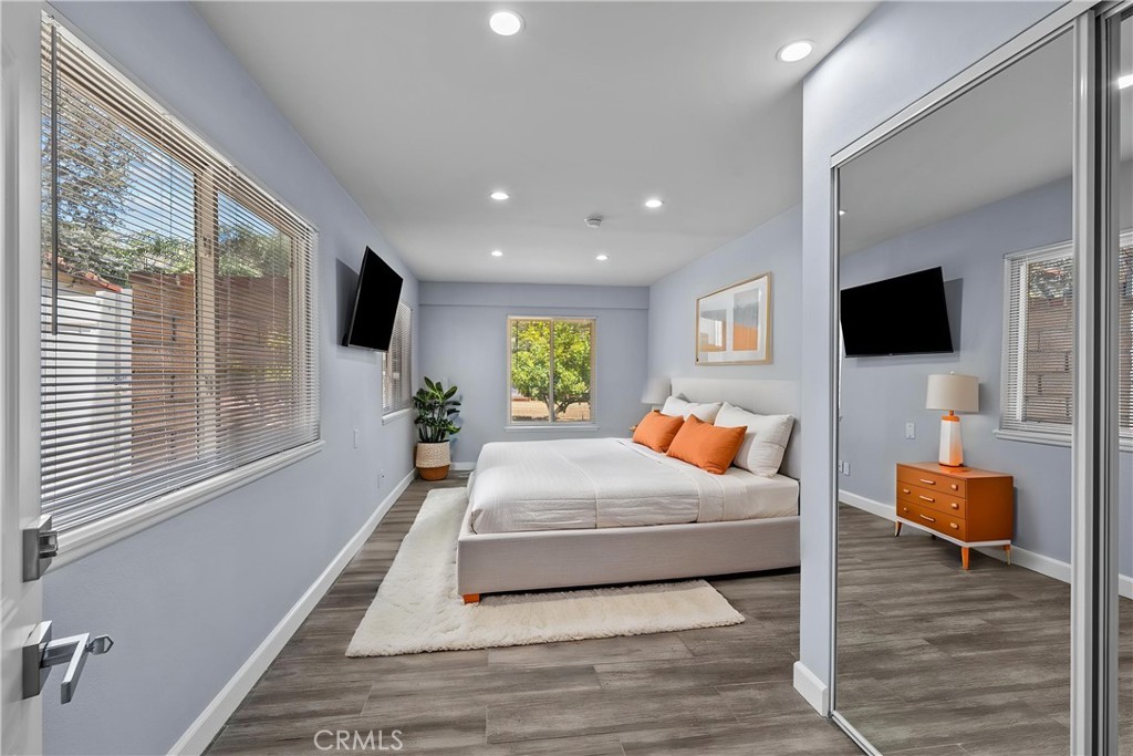 15559 Sorbonne Property Photo 30