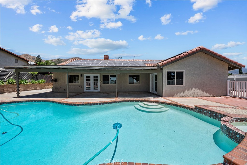15559 Sorbonne Property Photo 38
