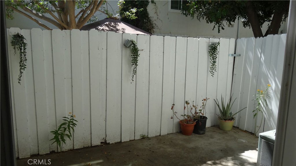 16741 Parthenia 3 Property Photo 9