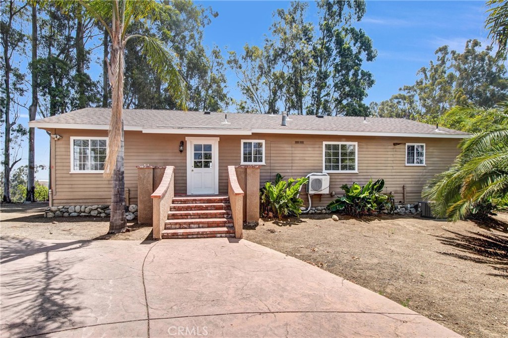 9003 Vista Anacapa Property Photo 3