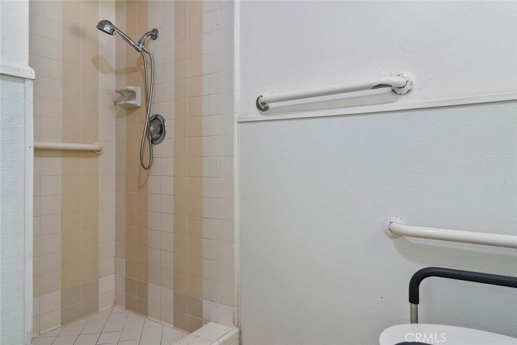 975 Valley Vista Drive Property Photo 22