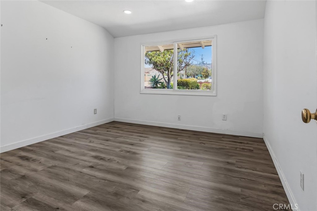 4 Mansfield Lane Property Photo 16