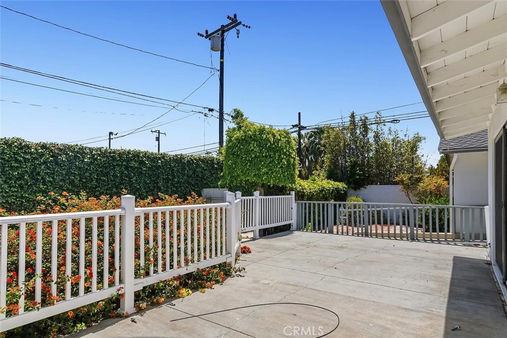 4 Mansfield Lane Property Photo 22