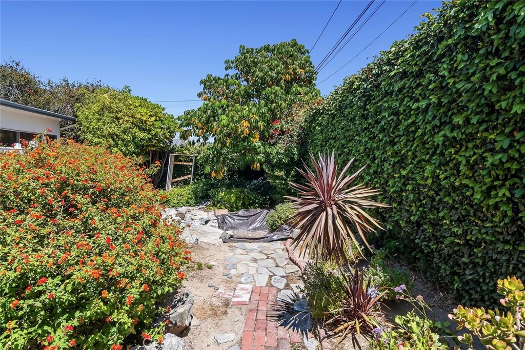 4 Mansfield Lane Property Photo 26