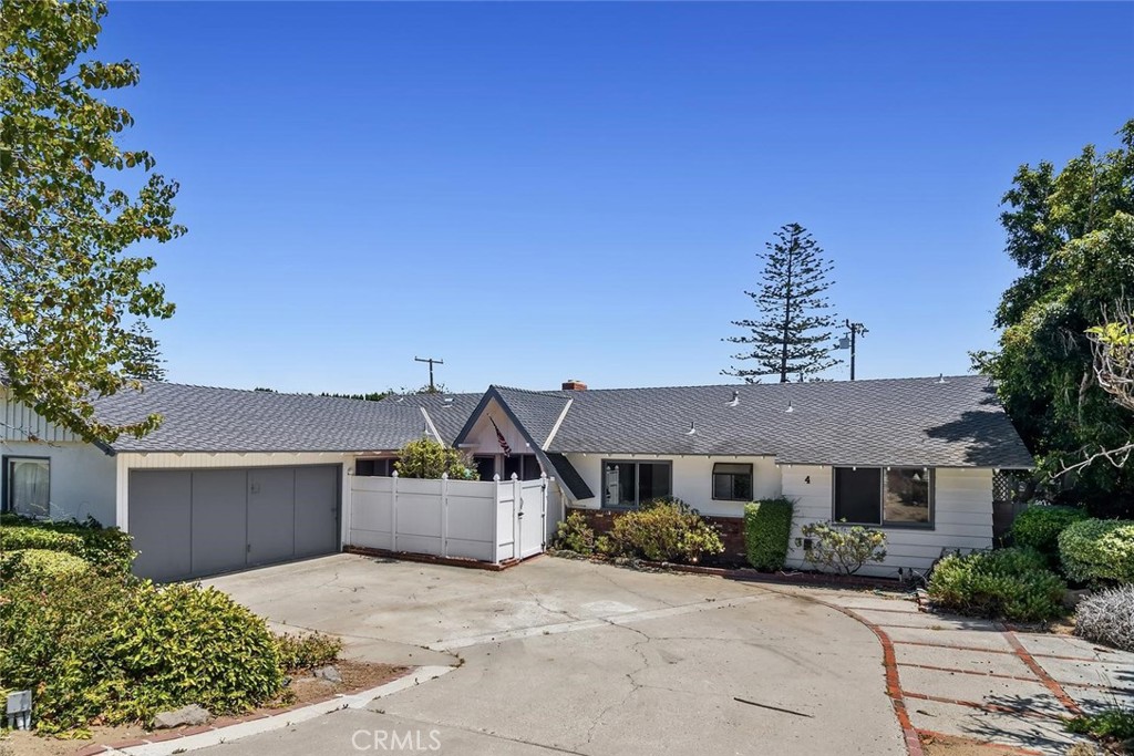 4 Mansfield Lane Property Photo 2