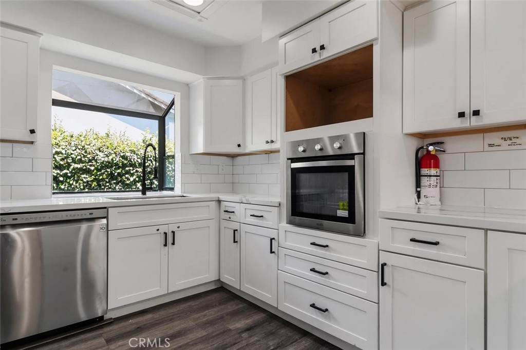 4 Mansfield Lane Property Photo 6