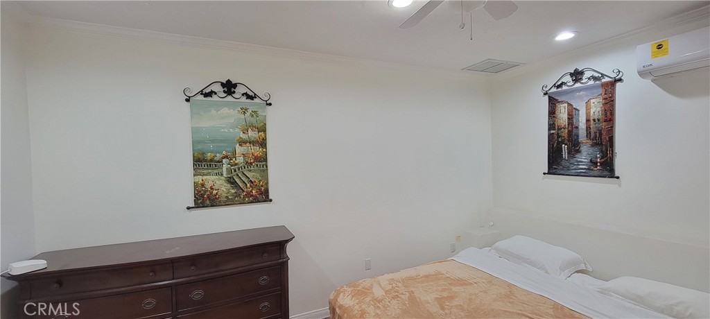 4910 Brewster 2 Property Photo 10