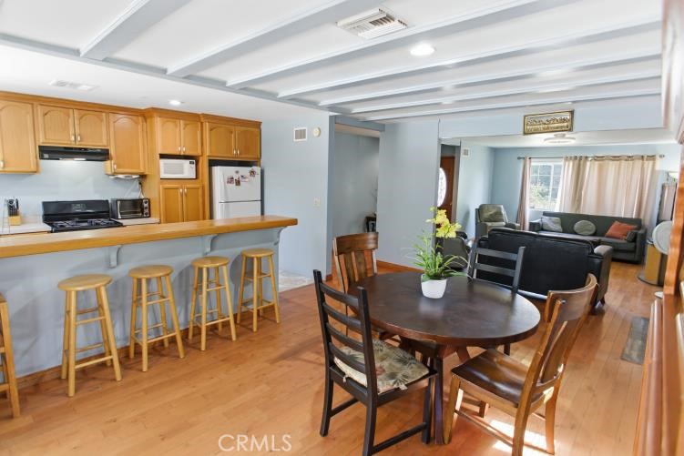 20247 Parthenia Property Photo 9
