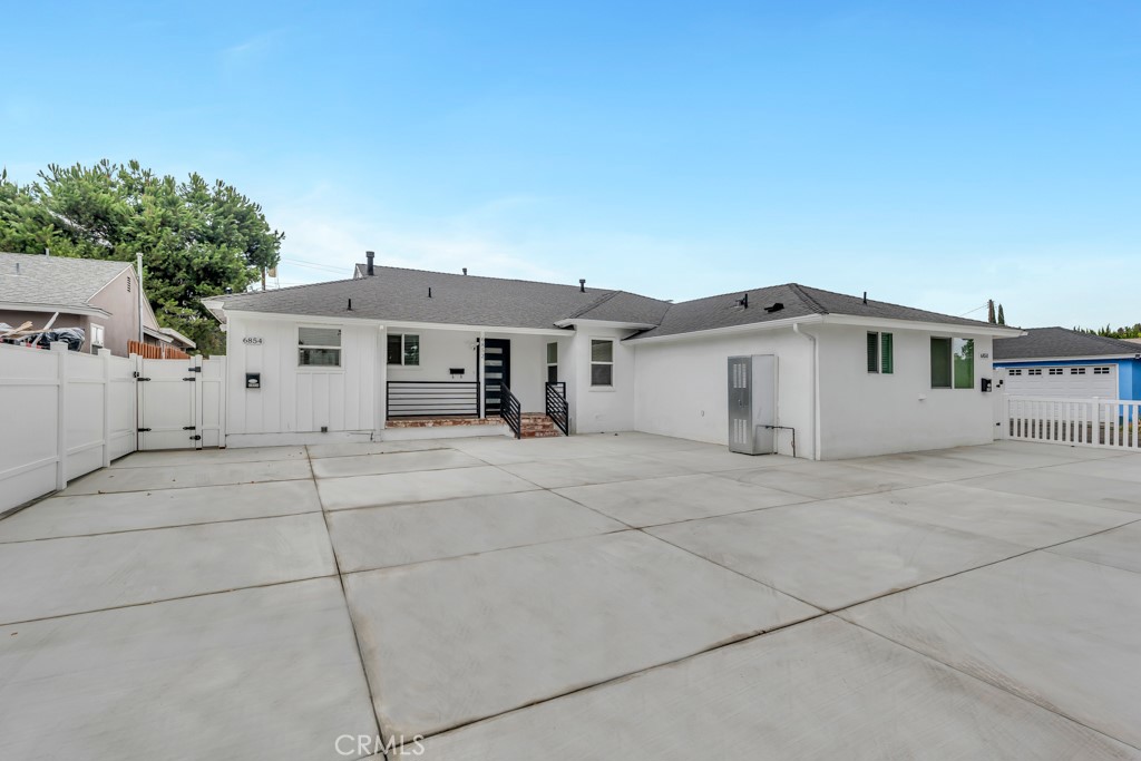 6852 Claire Avenue Property Photo 1