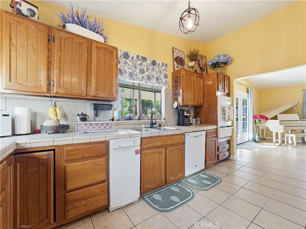6465 Archer Property Photo 17