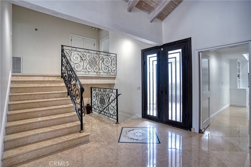 4414 Park Mallorca Property Photo 6
