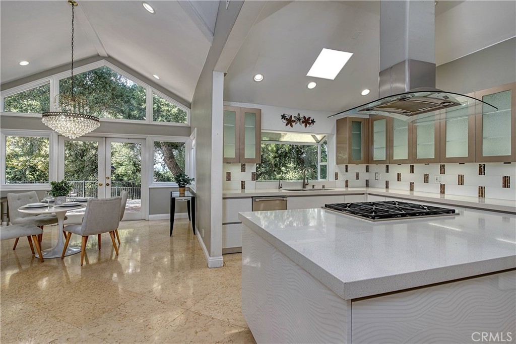 4414 Park Mallorca Property Photo 11