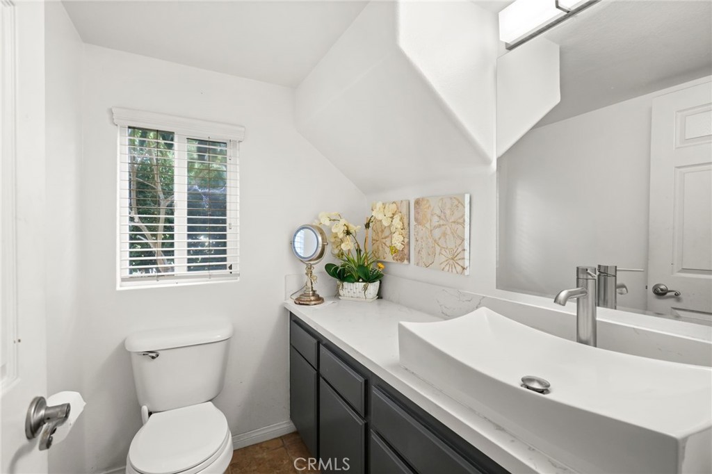 12771 Cameron Avenue Property Photo 25