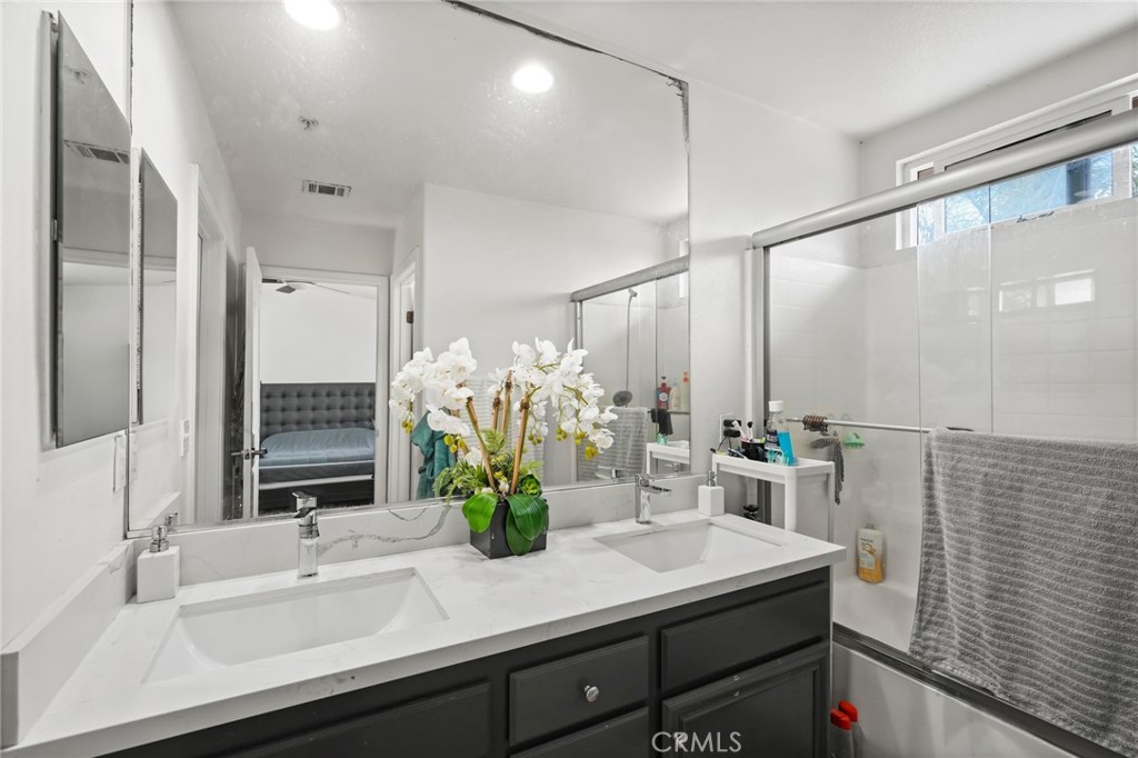 12771 Cameron Avenue Property Photo 35