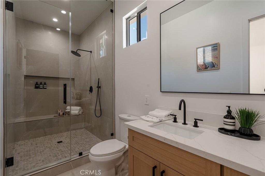 5817 Cantaloupe Avenue Property Photo 35