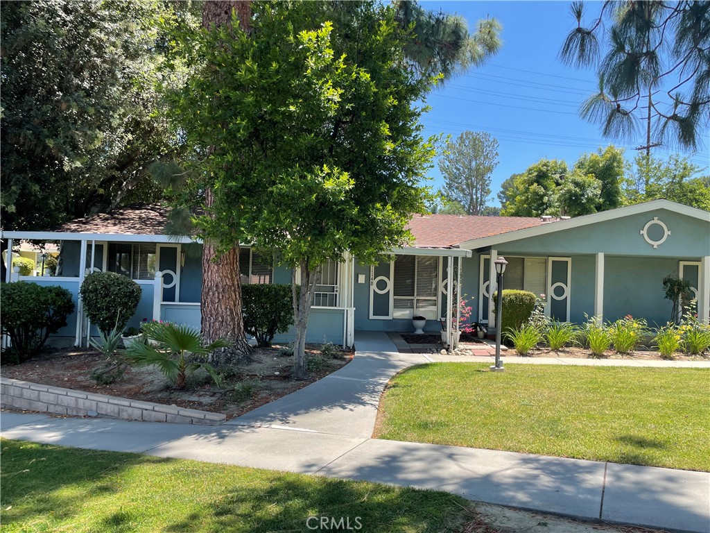 19114 AVE OF THE OAKS B Property Photo 1