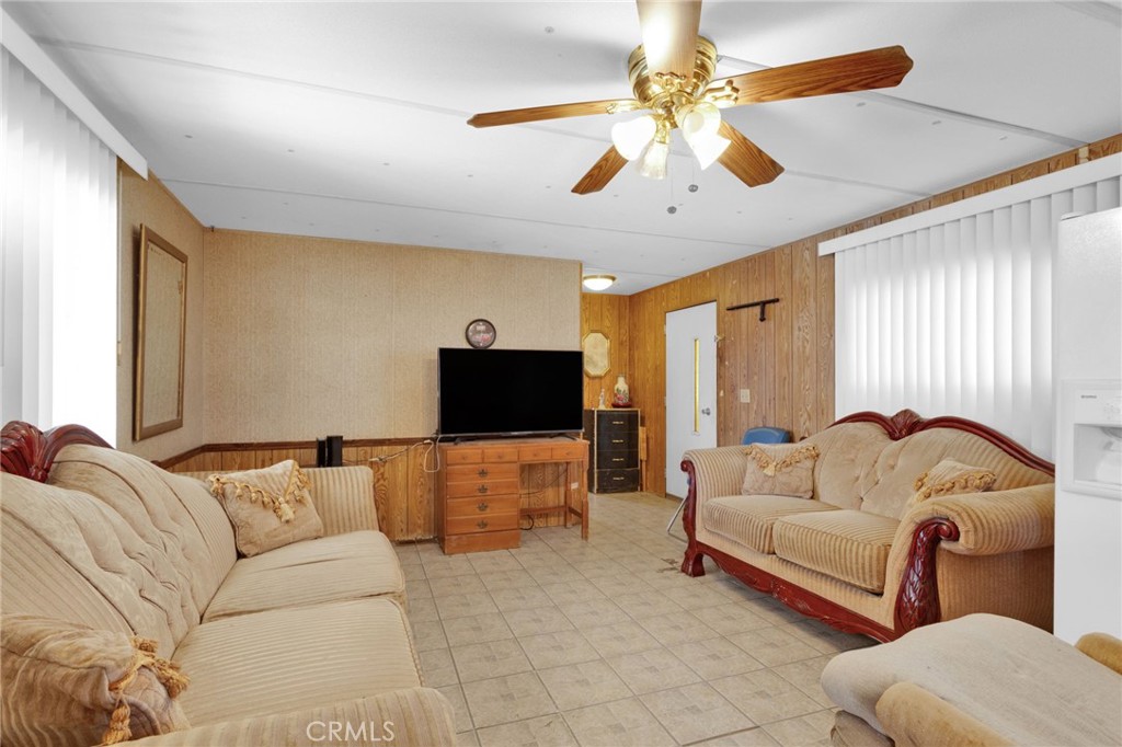 11420 Lee Property Photo 4