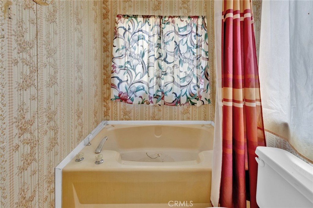 11420 Lee Property Photo 24