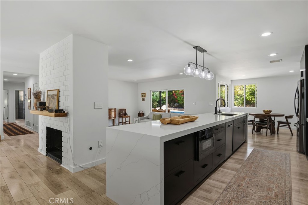 17301 Westbury Drive Property Photo 13