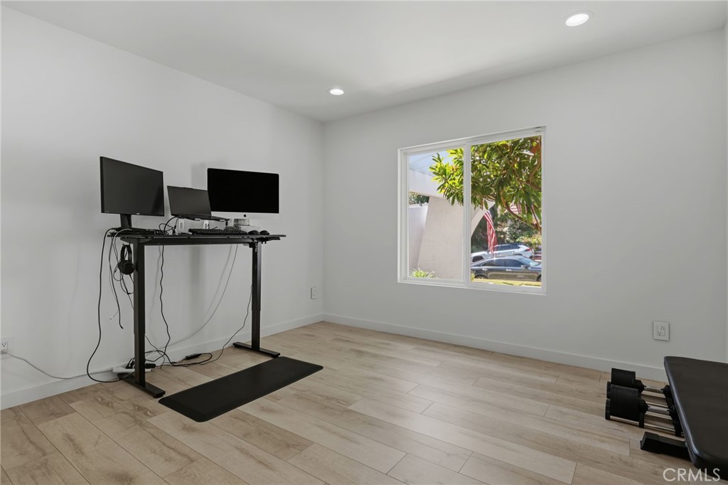 17301 Westbury Drive Property Photo 25