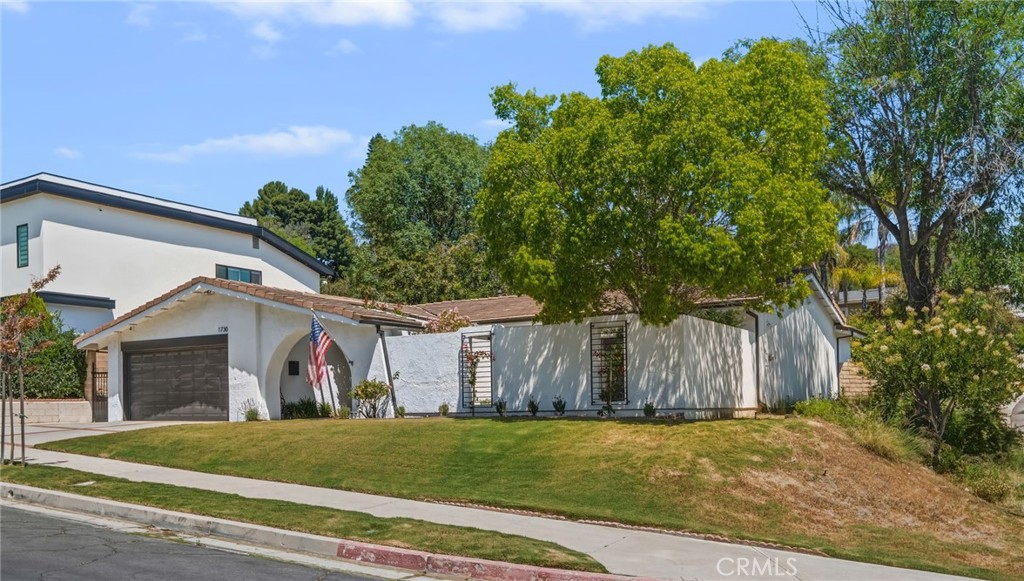 17301 Westbury Drive Property Photo 36
