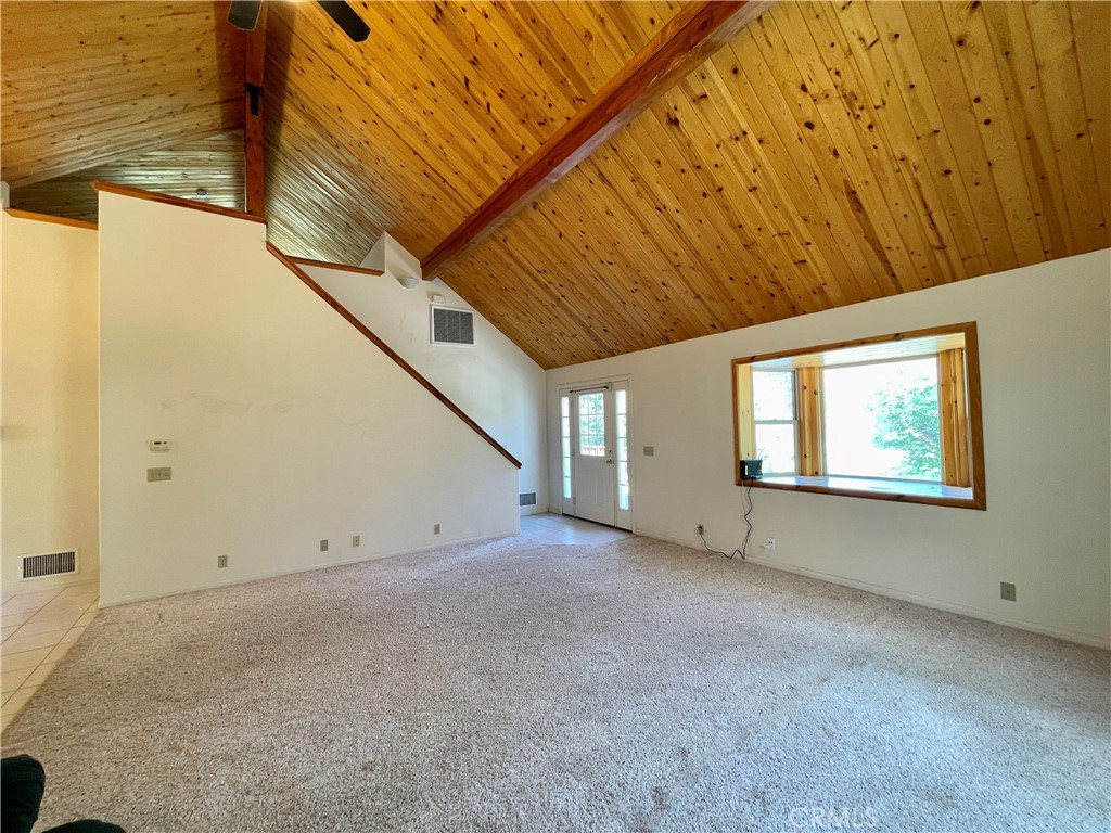 808 Circle Property Photo 2