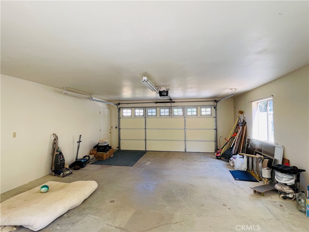 808 Circle Property Photo 38