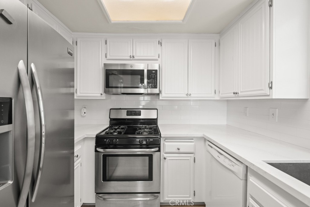 26974 Flo Ln 303 Property Photo 14