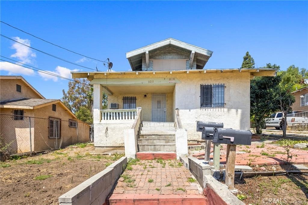 2215 Parkside Avenue Property Photo 1