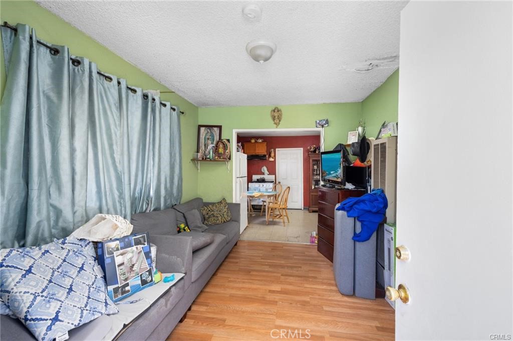 2215 Parkside Avenue Property Photo 15