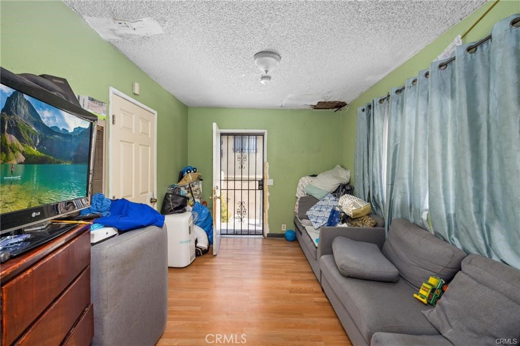 2215 Parkside Avenue Property Photo 16