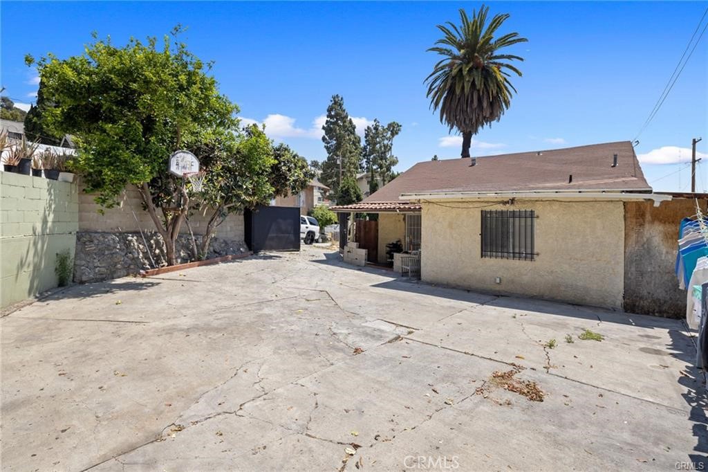 2215 Parkside Avenue Property Photo 21
