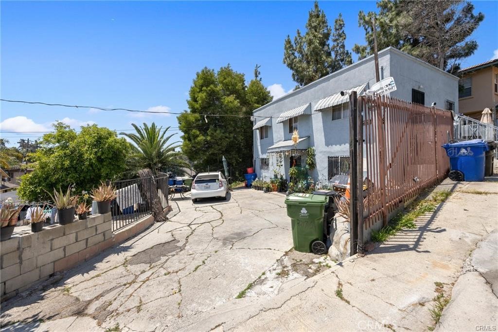 2215 Parkside Avenue Property Photo 25