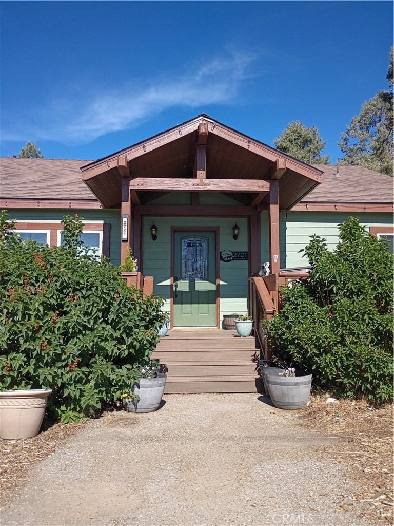 2721 Everest Property Photo 1