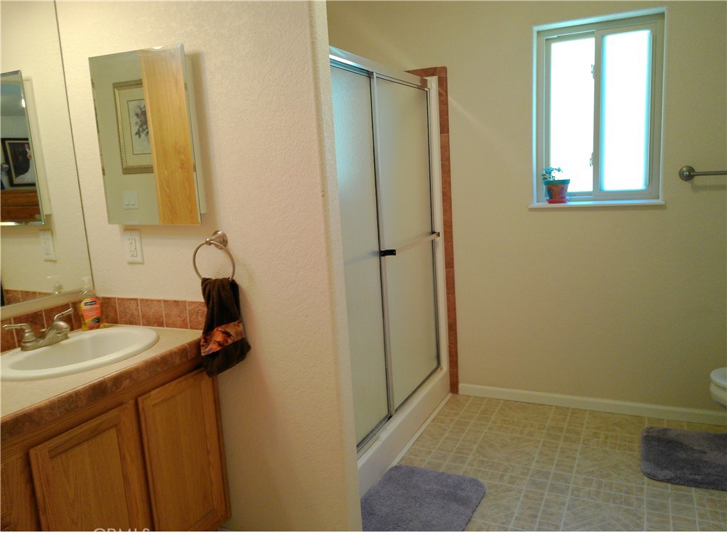 2721 Everest Property Photo 8