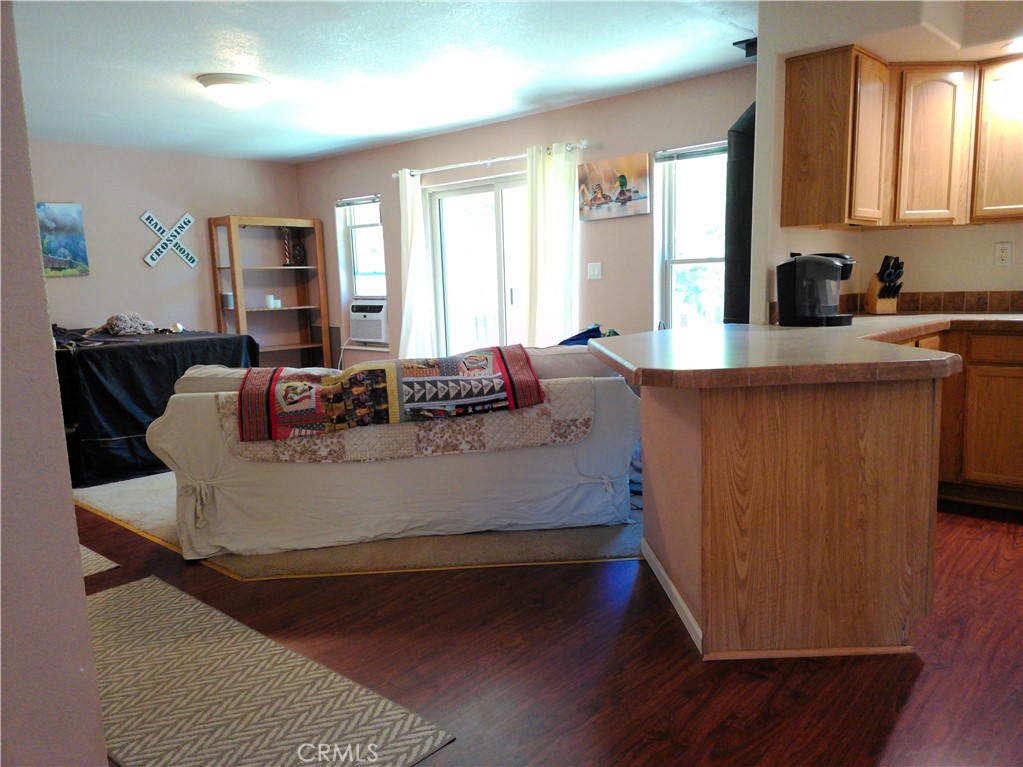 2721 Everest Property Photo 13