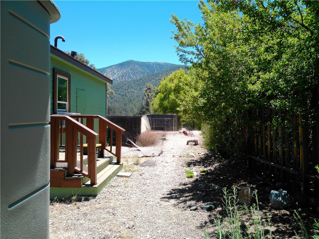 2721 Everest Property Photo 22
